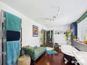 Bathroom- click for photo gallery